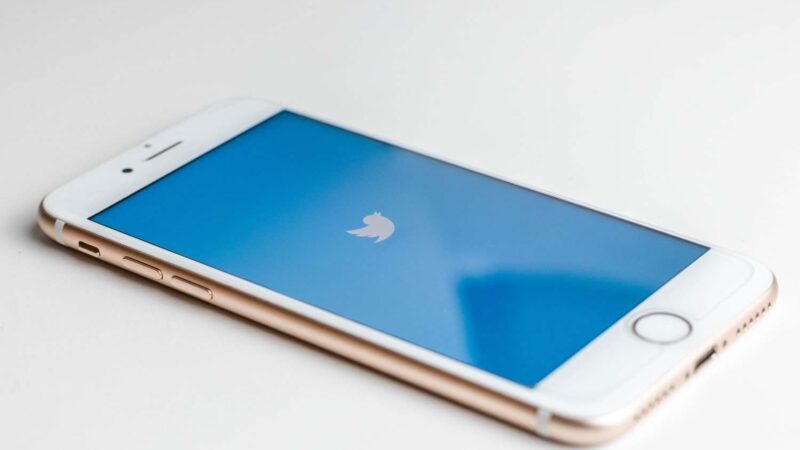Twitter zet grote cryptocurrency accounts tijdelijk stop